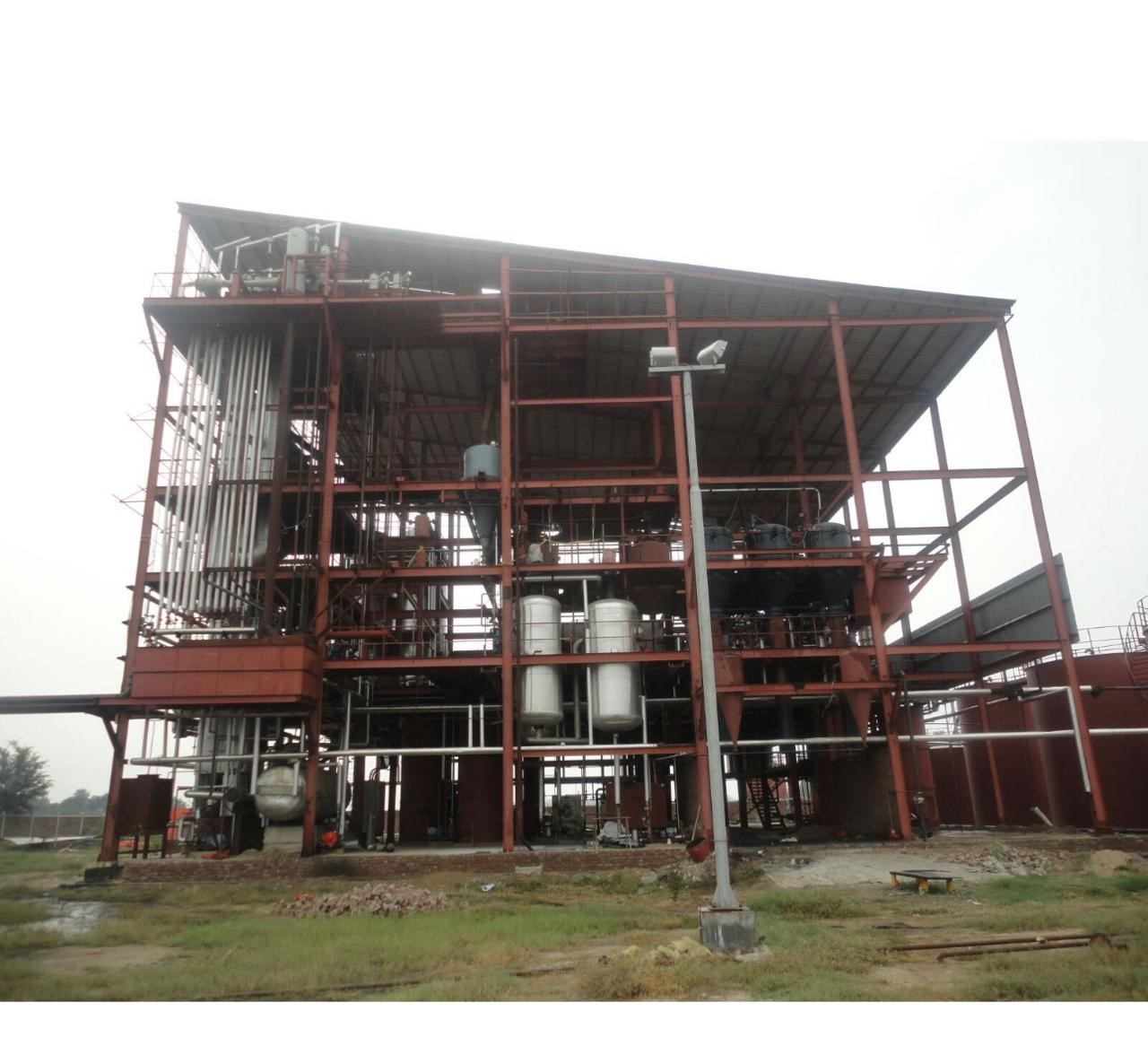 Complete Edible Oil Refinery Plant manufactured by Charu Techno Projects